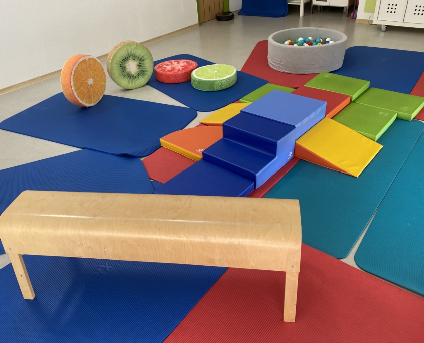 Unsere Räumlichkeiten - viel Platz für unsere Kleinen - Windelstube Unsere Räumlichkeiten - viel Platz für unsere Kleinen - Windelstube